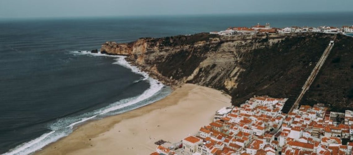Mer de Nazaré ? Plus de 30 personnes sont allées aux urgences pour des vomissements et de la diarrhée.
