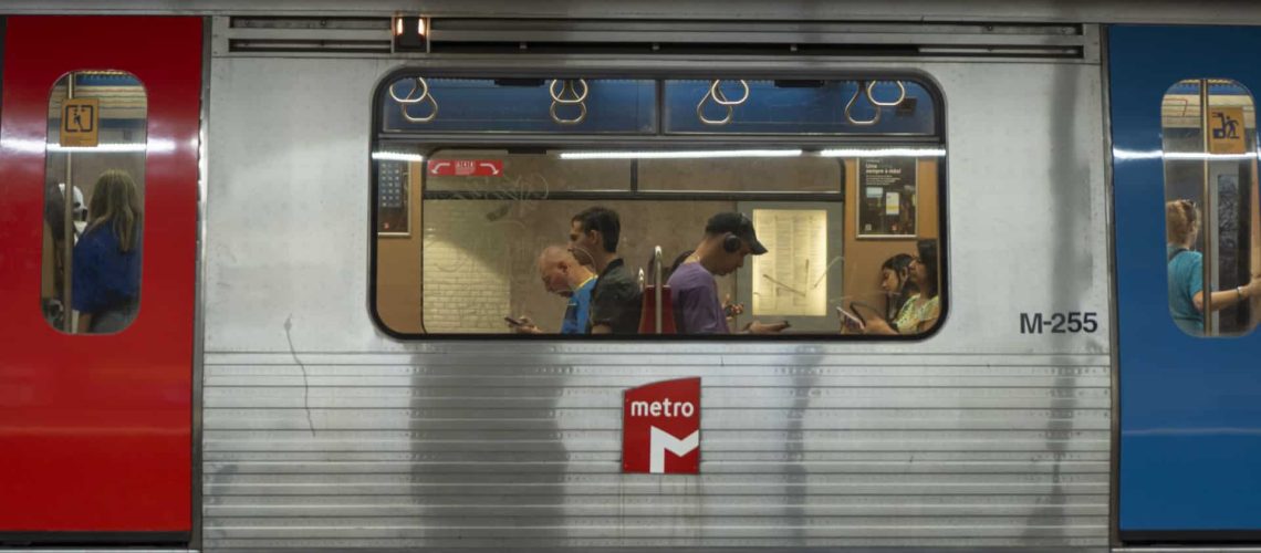 Métro de Lisbonne avec 4 propositions pour le marché de la ligne Odivelas-Loures