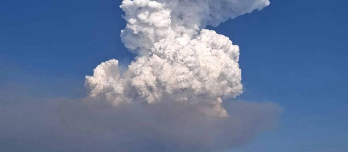 Pirocumulo : Phénomène rare observé pendant un incendie à Sabrosa