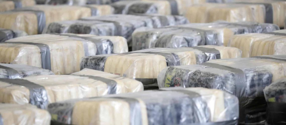 PJ et la police espagnole démantèlent un laboratoire de cocaïne à Badajoz.