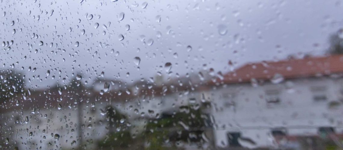 Plusieurs districts sous alerte jaune aujourd'hui et mardi en raison de la pluie.