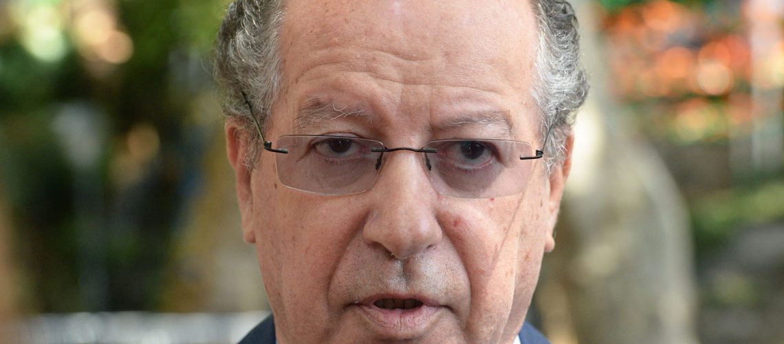 Représentant et Gouvernement Régional déplorent la mort de l'ancien leader du PS/Madère.