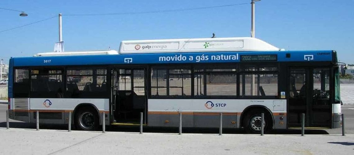 STCP a lancé un concours pour 50 autobus articulés au gaz ou biométhane.