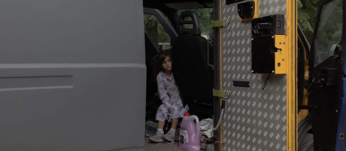 Ukraine : 16 enfants victimes de la guerre viennent passer des vacances au Portugal