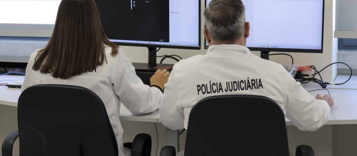 Un couple arrêté pour avoir tué un homme à coups à Mangualde pour un "motif futile".