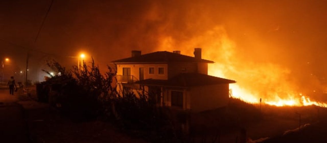 Un homme arrêté par la GNR pour avoir allumé un feu dans une zone rurale à Palmela