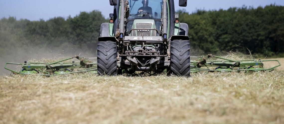 Un homme de 50 ans meurt dans un accident de tracteur à Alcanena.