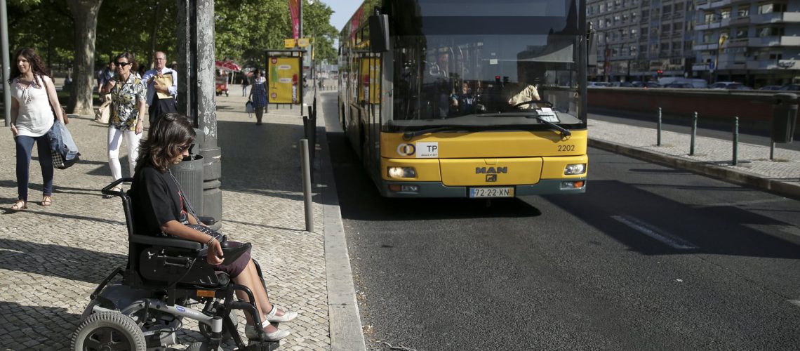 Une étude révèle une discrimination généralisée à l'encontre des personnes handicapées.