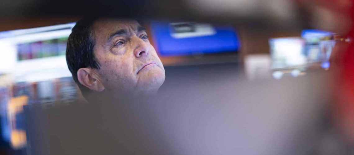 Wall Street ouvre en baisse un jour d'aggravation des tarifs pour le Canada.